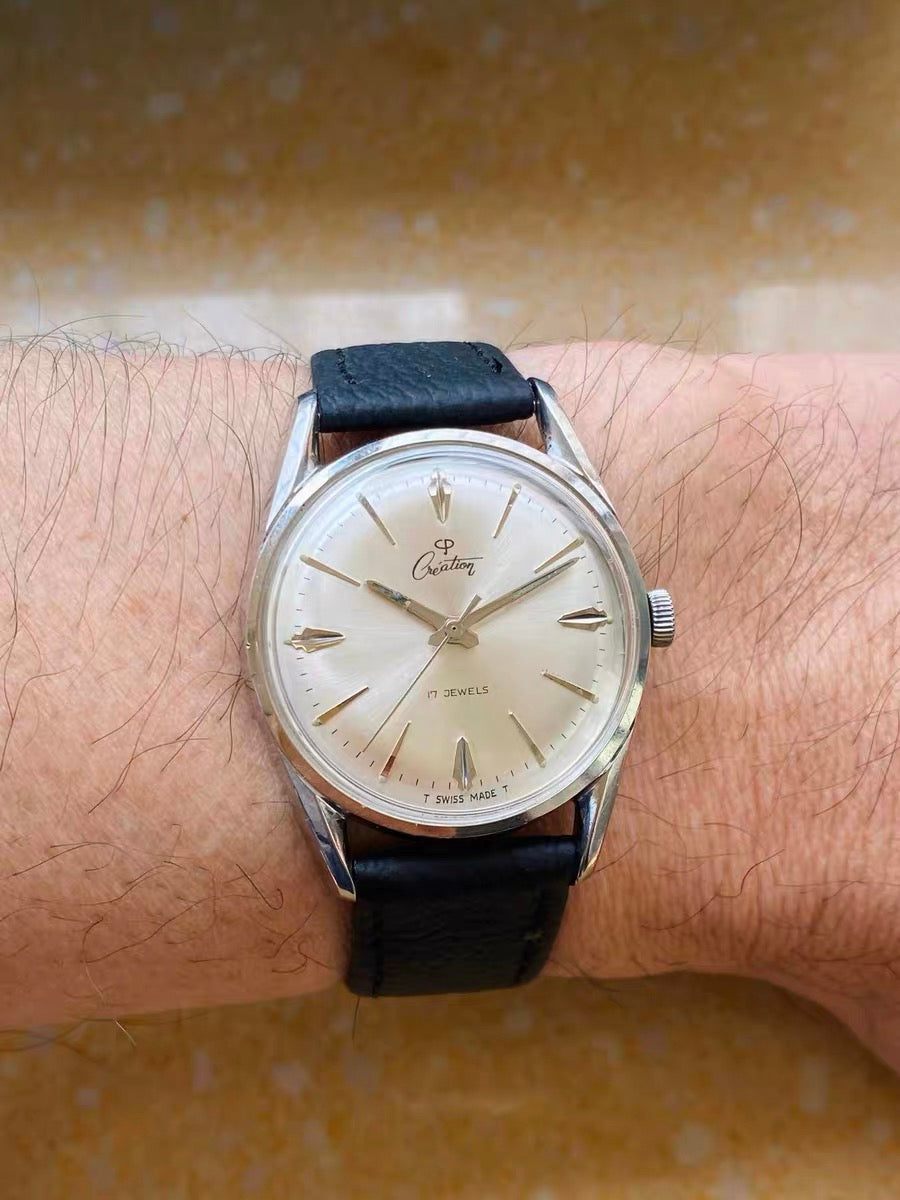 Swiss Creation Manual Wind Vintage Watch Cal. 72 17 Jewels Silver Dial 34mm 1960s 578-0178