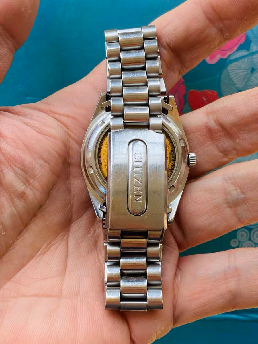 Citizen Automatic Vintage Men's Watch Cal. 8210 Date 21 Jewels 35.3mm 1980s 581-0130