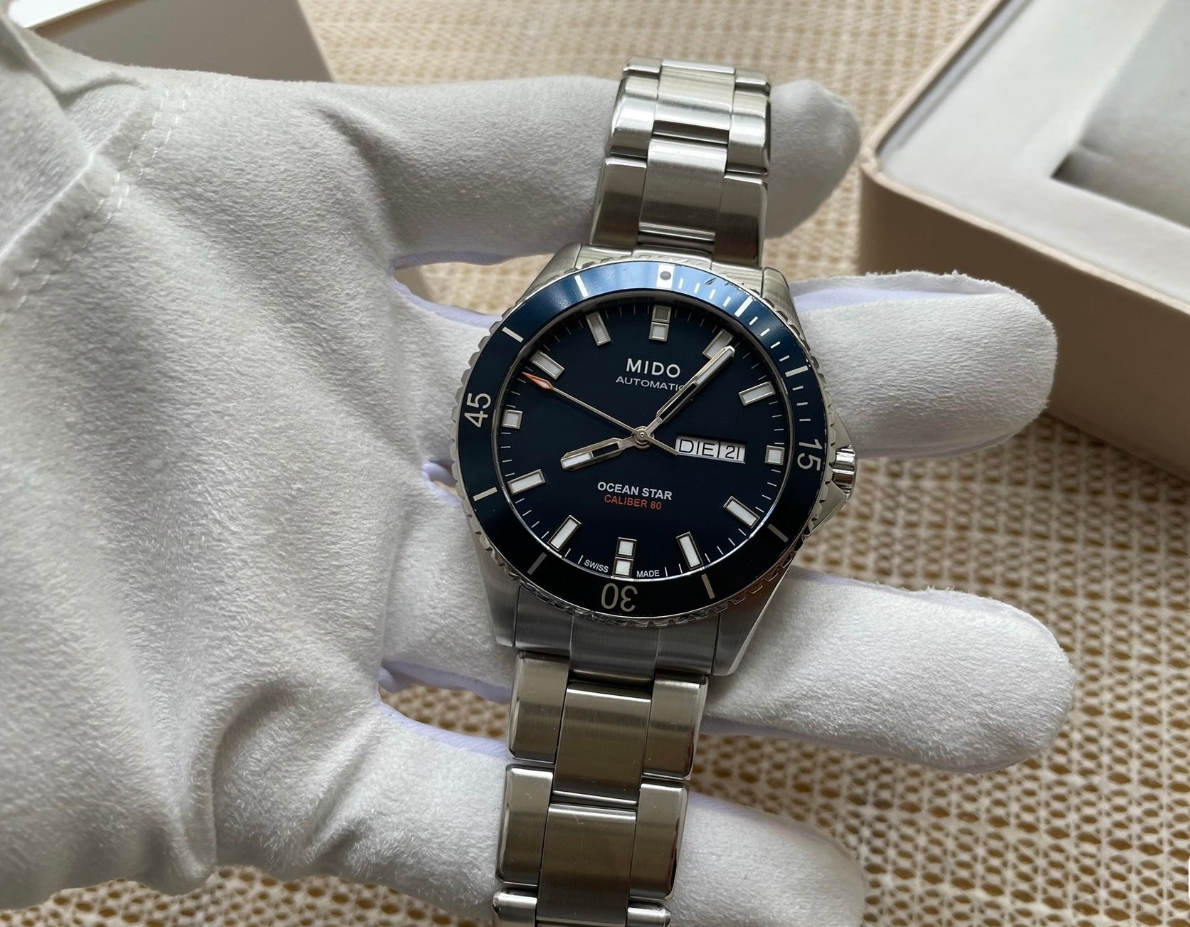 Swiss Mido Ocean Star Automatic Men's Watch Caliber 80 Day Date 42.5mm Stainless Steel 538-1500