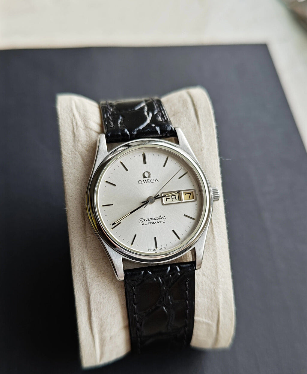Omega Seamaster Automatic Watch Cal. 1020 Date 34mm Silver Sunburst Dial Sapphire Crystal Vintage 574-2650