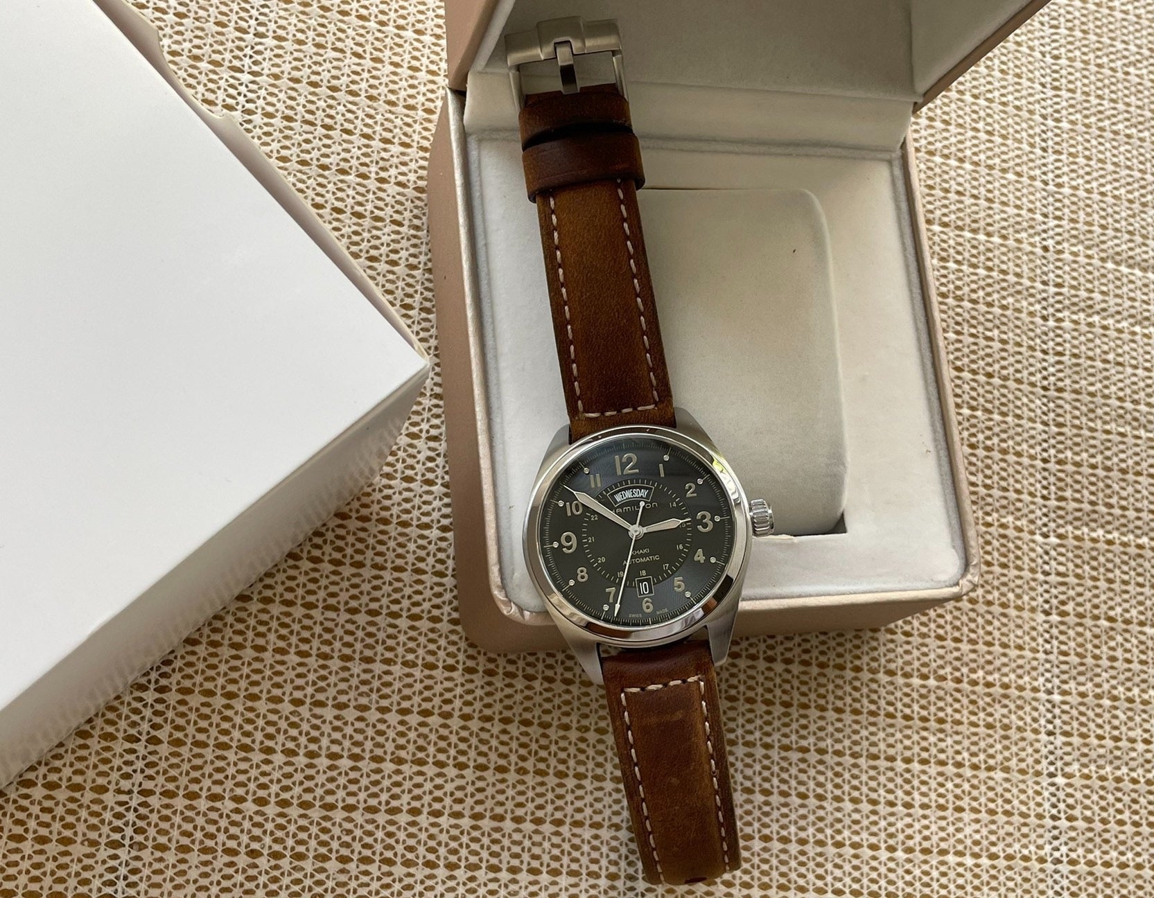 Swiss Hamilton Khaki Automatic Men's Watch H70505833 Day Date 42mm Near Mint Condition 539-1550