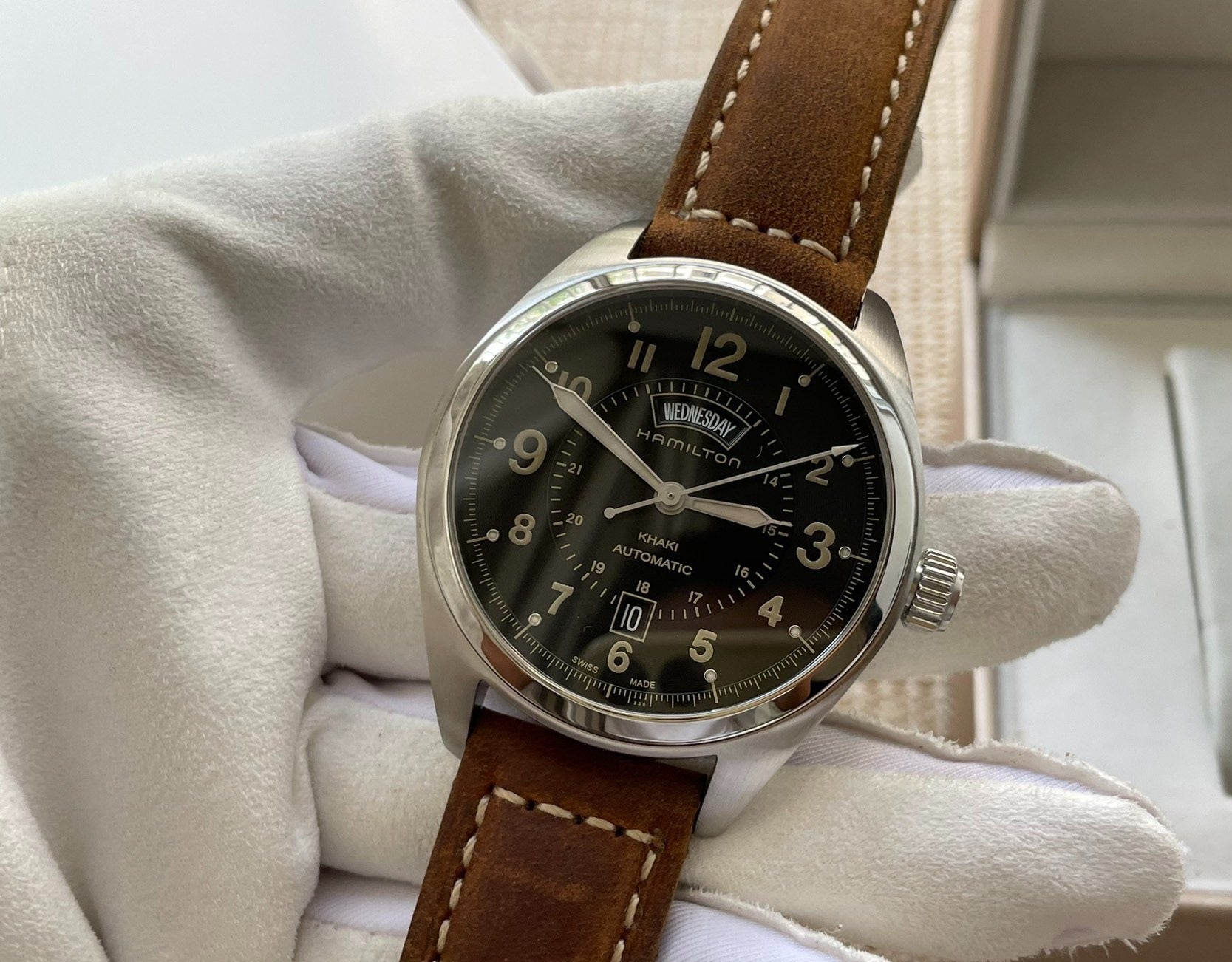 Swiss Hamilton Khaki Automatic Men's Watch H70505833 Day Date 42mm Near Mint Condition 539-1550