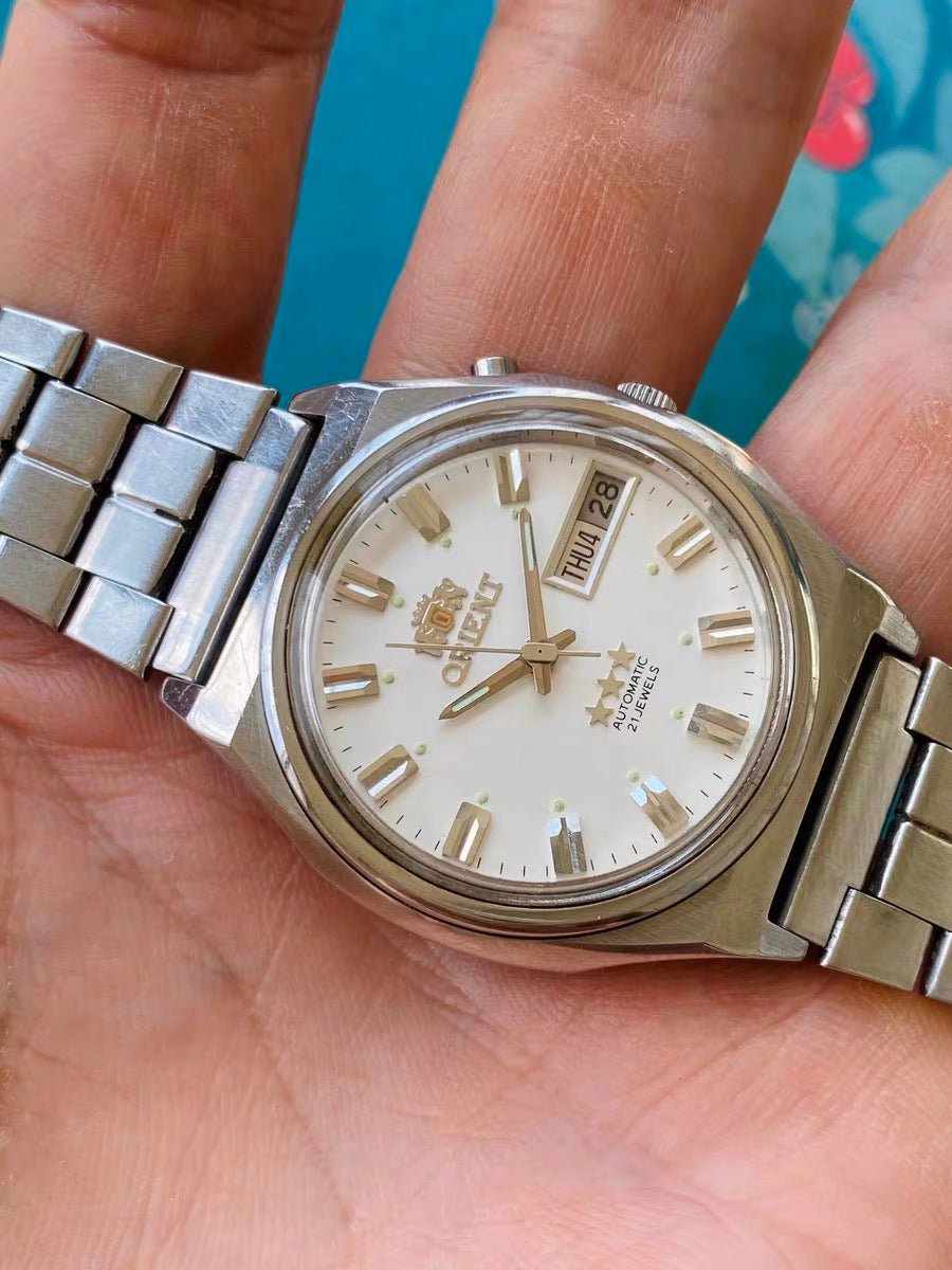 Orient Automatic Vintage Men's Watch Cal. 46941 Day Date 21 Jewels 35mm 1980s 599-0080
