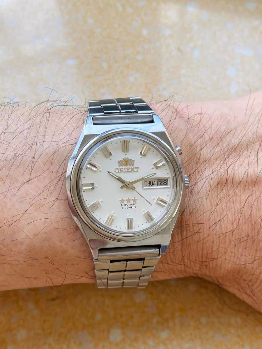 Orient Automatic Vintage Men's Watch Cal. 46941 Day Date 21 Jewels 35mm 1980s 599-0080