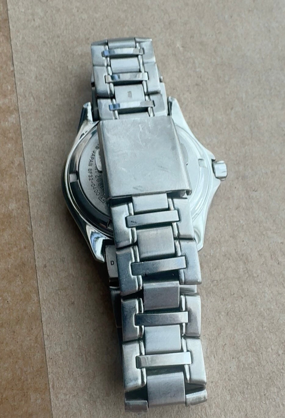 Seiko 8F32-0400 Vintage Men's Quartz Watch Titanium Perpetual Calendar 200m 626-0420