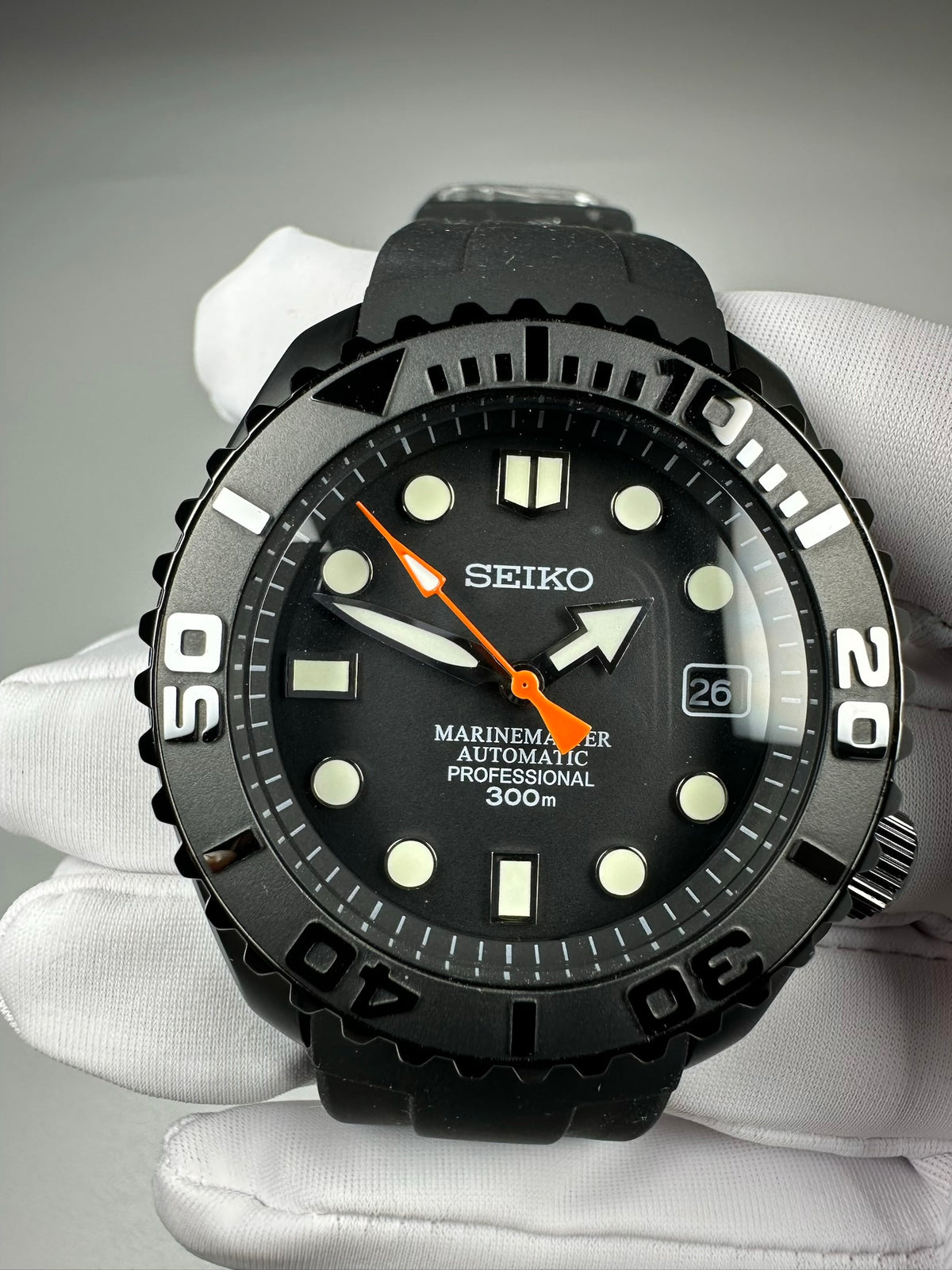 Custom Modified Seiko Diver Automatic Watch 42mm Original NH35 316L Stainless Steel Screw-Down Crown Date 362-0630