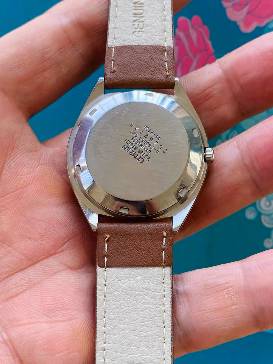 Citizen Automatic Vintage Watch 8200 Day Date 21 Jewels 36mm 1980s Brown Dial 627-0178