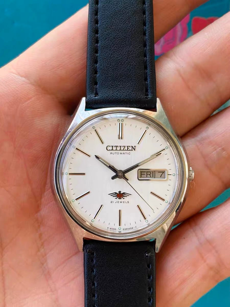 Citizen Mens' Vintage Automatic Watch 8200 21 Jewels 36mm Day Date 1980s 630-0148