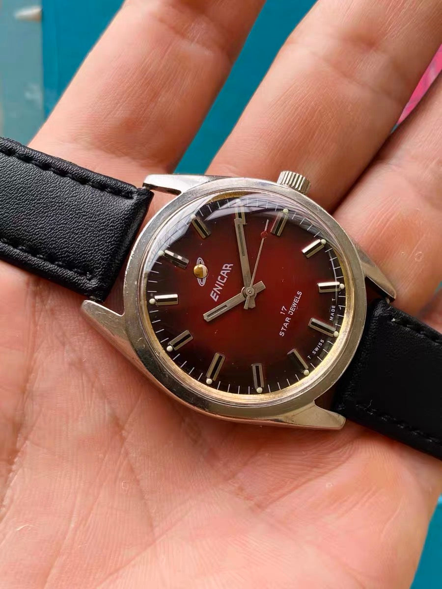 Swiss Enicar Vintage Manual Wind Men's Watch AR160 17 Star Jewels 36mm 1960s Gradient Red Dial 638-0238