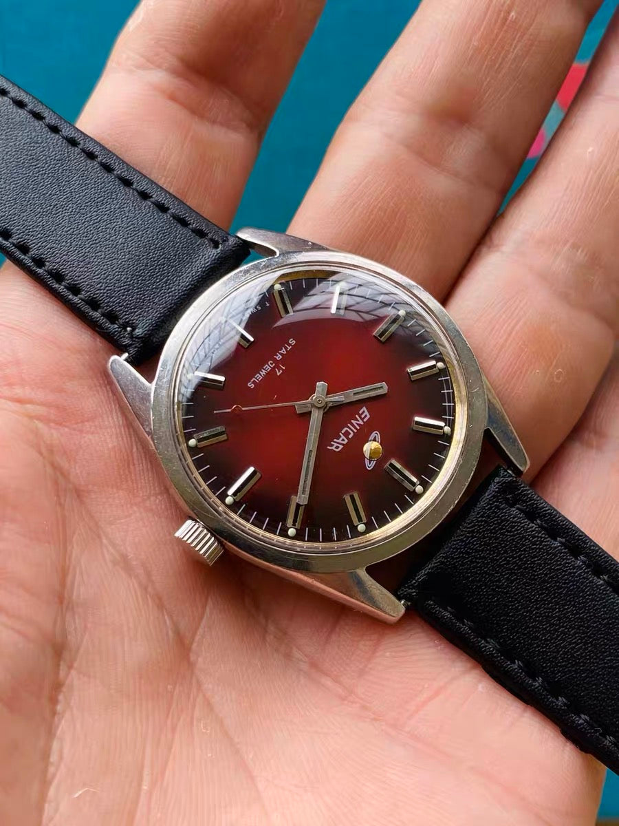 Swiss Enicar Vintage Manual Wind Men's Watch AR160 17 Star Jewels 36mm 1960s Gradient Red Dial 638-0238