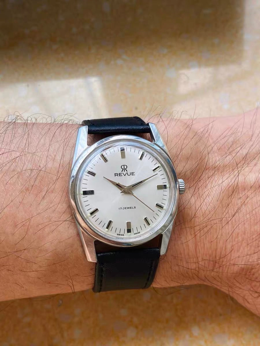 Swiss Revue Vintage Manual Wind Watch ETA 2750 17 Jewels 34.8mm President's Watch 641-0218