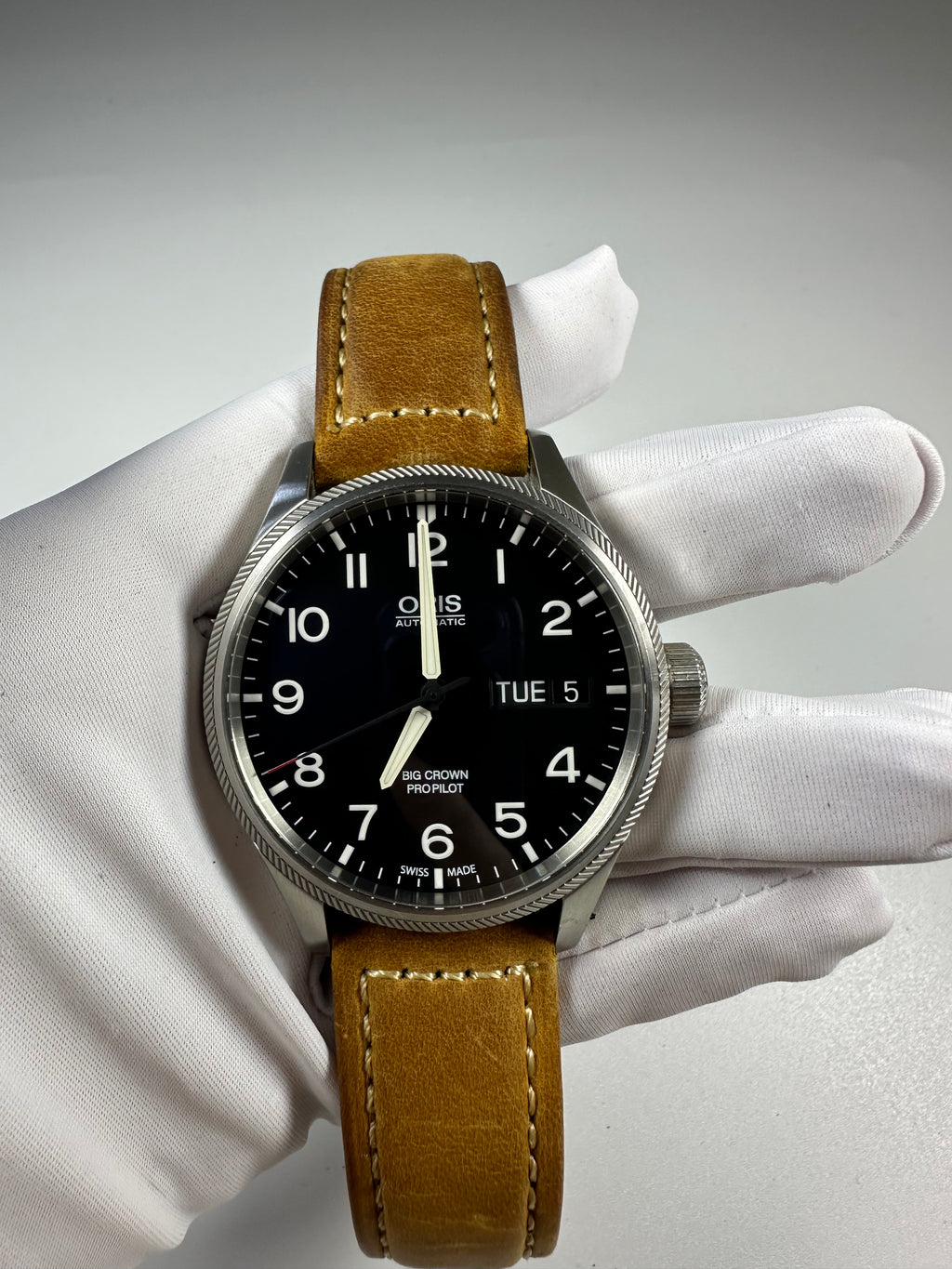 Swiss Oris Big Crown ProPilot Automatic Day Date Watch Black Dial Sapphire Crystal 606-2600