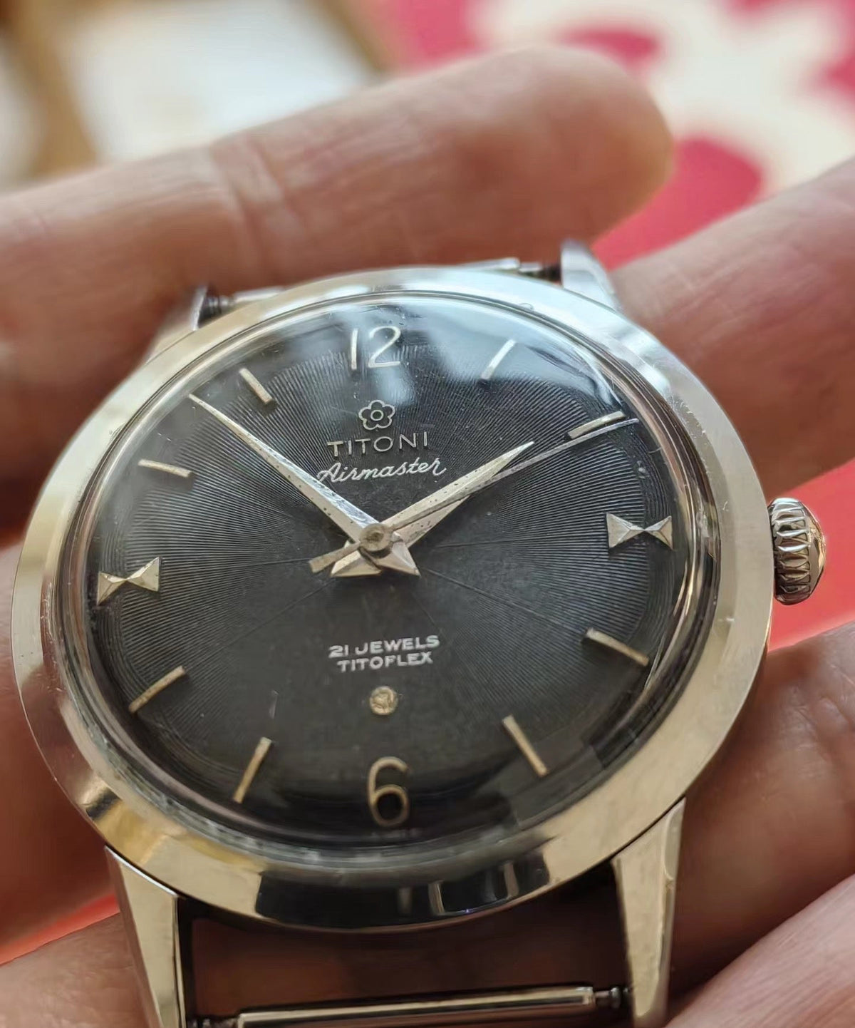 Swiss Titoni Titoflex Manual Wind Vintage Men's Watch 21 Jewels 34mm 589-600