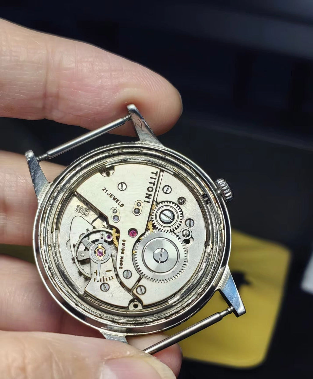 Swiss Titoni Titoflex Manual Wind Vintage Men's Watch 21 Jewels 34mm 589-600