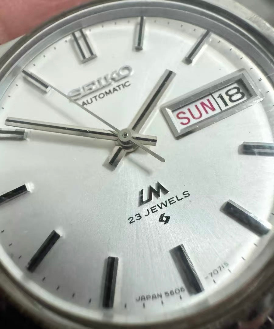 Seiko Lord Matic LM Automatic Vintage Watch 23 Jewels 36mm White Dial Day Date 330-0520