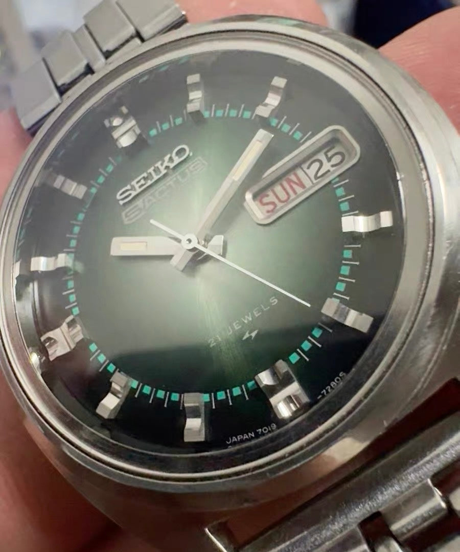 Seiko Vintage Automatic Watch 7019 Day Date 21 Jewels 37mm 351-1-0320