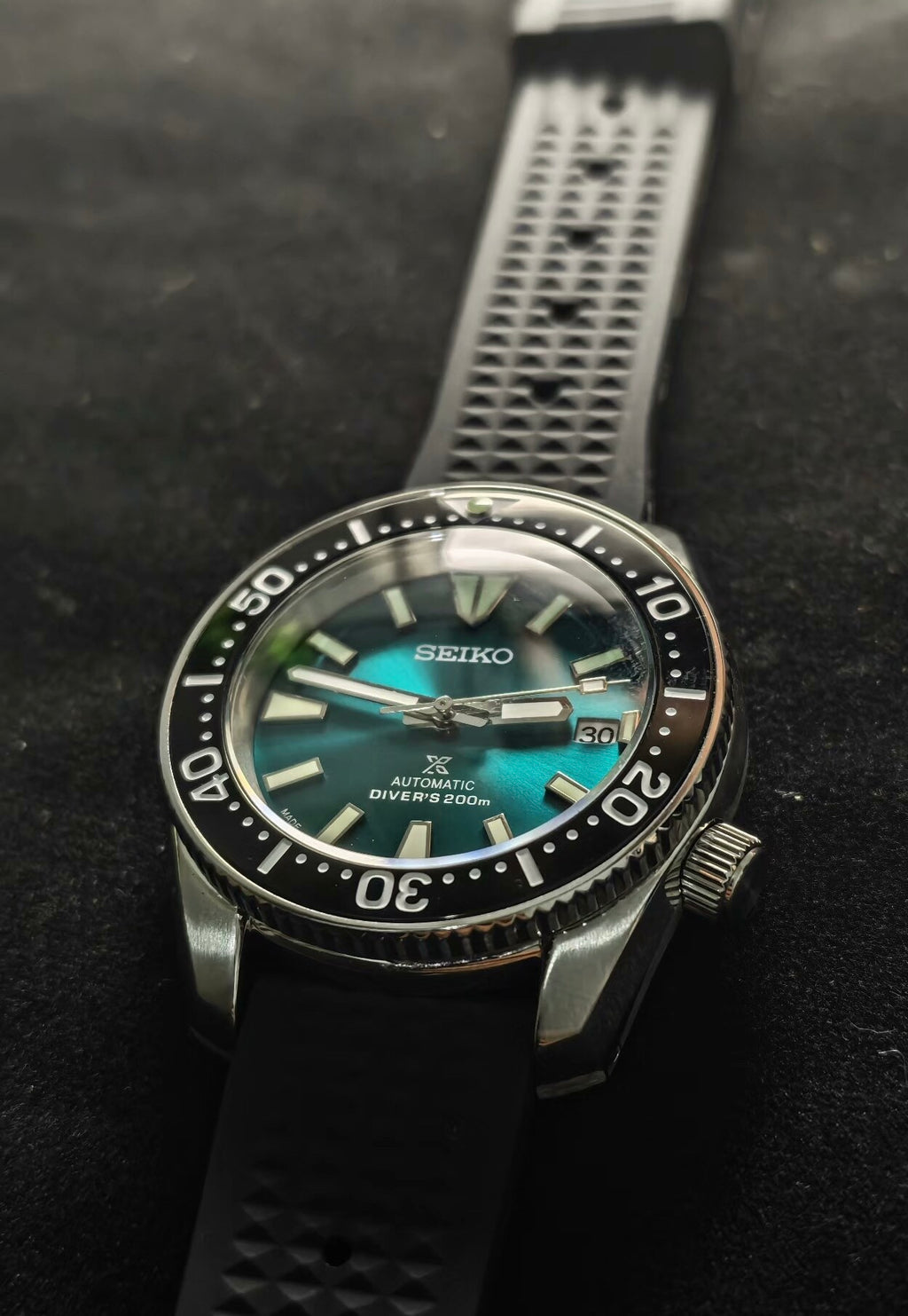 Custom Modified Seiko Diver Automatic Watch 41mm Original NH35 Sapphire Crystal 359-0680