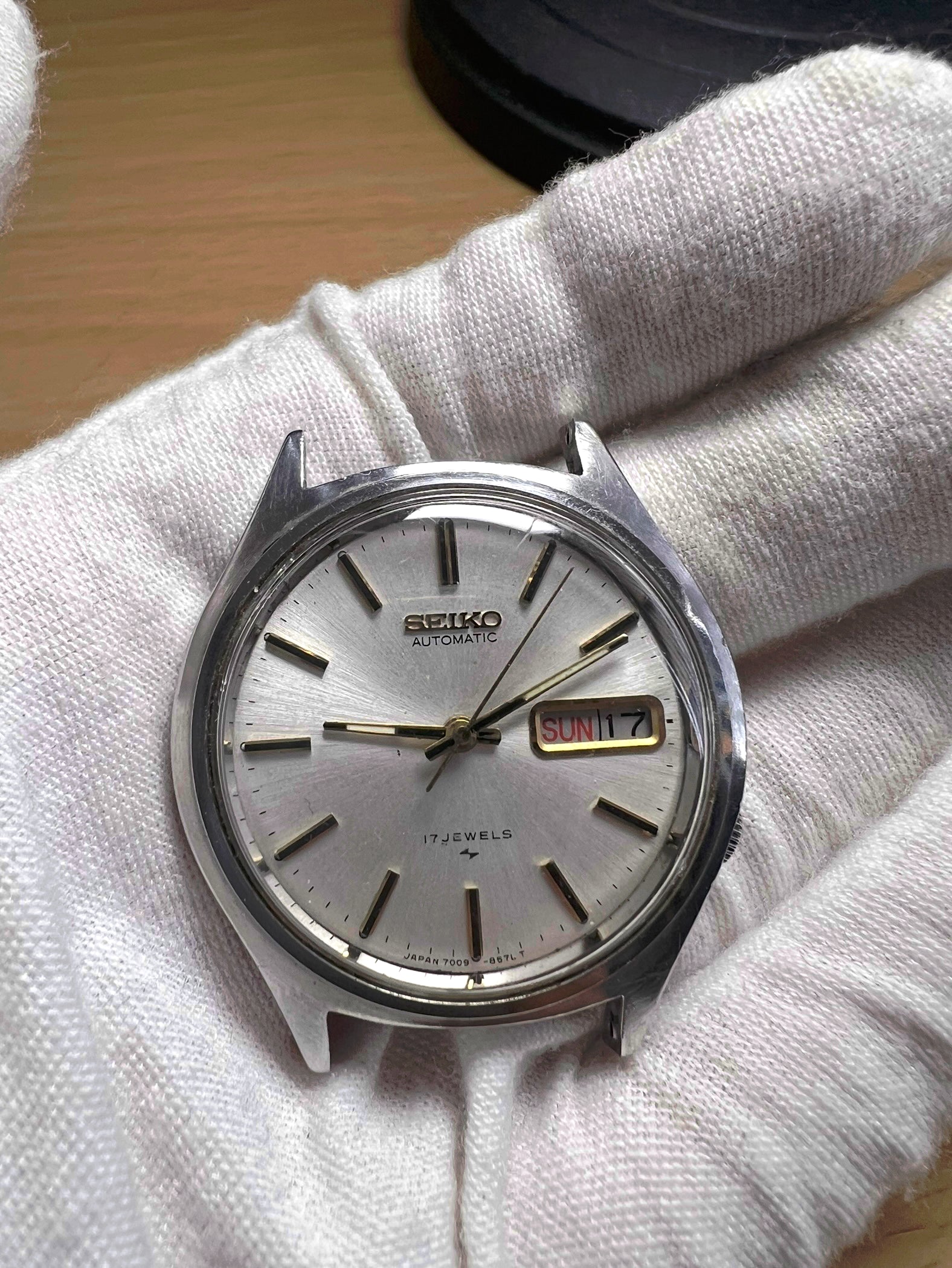Seiko Automatic Vintage Men's Watch Day Date 17 Jewels Head Only 311-0110