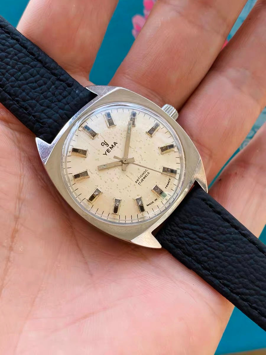 YEMA Vintage Manual-Winding Mens' Watch 35mm 17 Jewels 1970s 448-0120