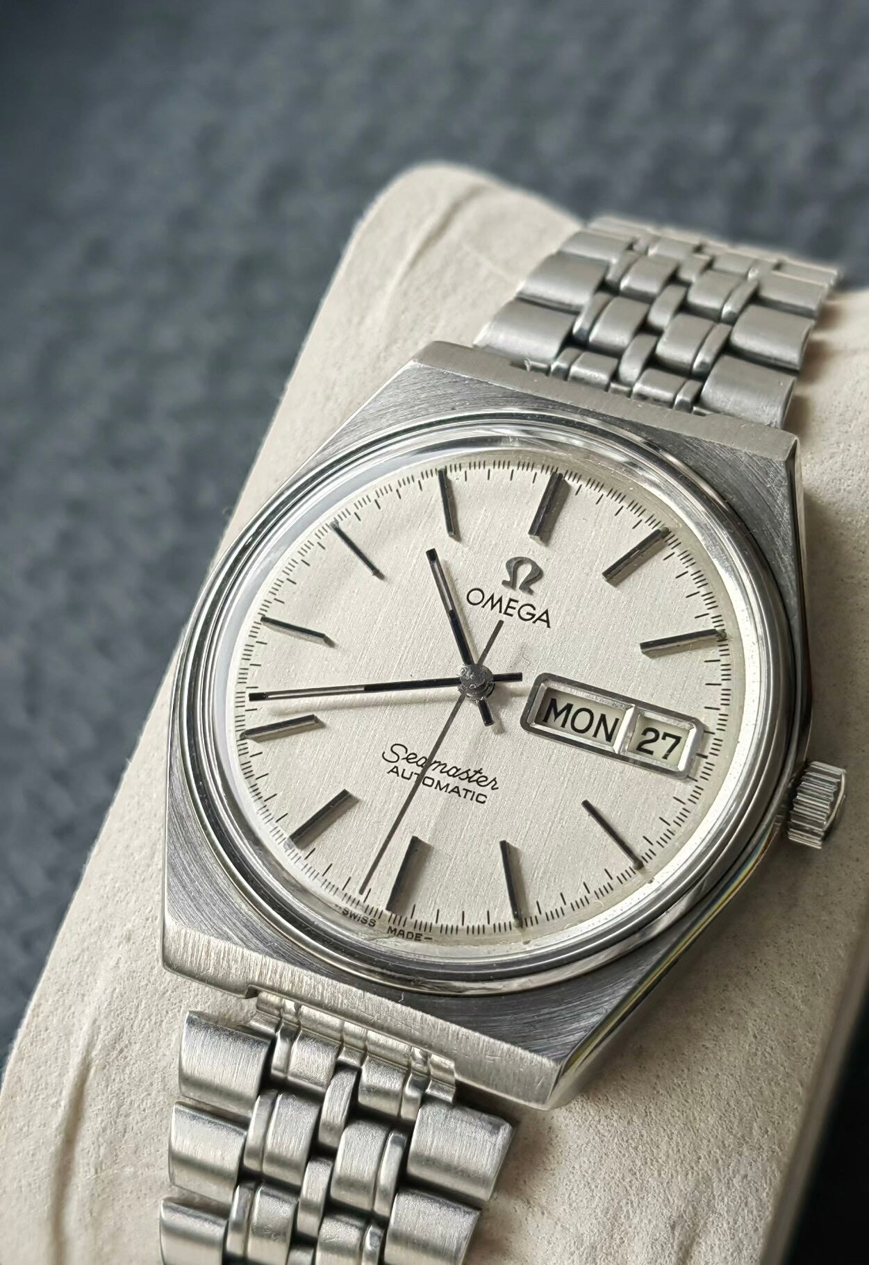 Swiss Made Omega Seamaster Day Date Automatic Watch Cal.1020 35.5MM 462-3000