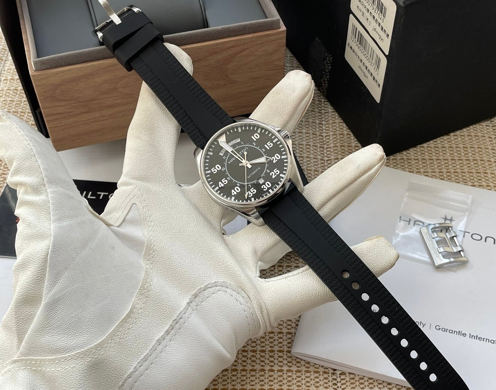 Hamilton Khaki Aviation Pilot Day Date Interstellar Watch 42MM 477-2000 Full Set