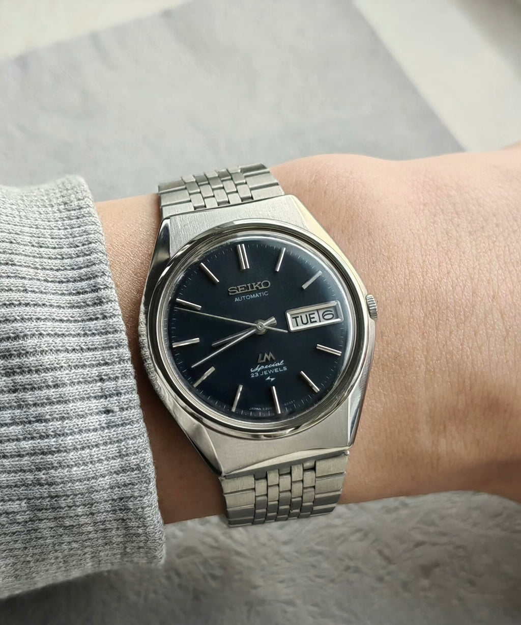 Seiko Lord Matic LM Special Day Date Automatic Watch 5206 23Jewels 35X39MM 461-0750