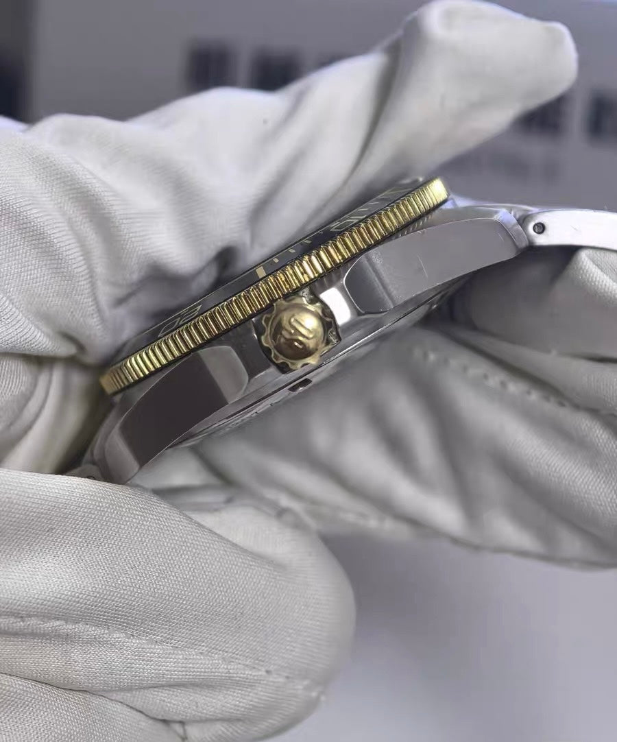 Swiss Made Mens Certina DS Action Automatic Diver Watch 38mm 483-1800 Full Set