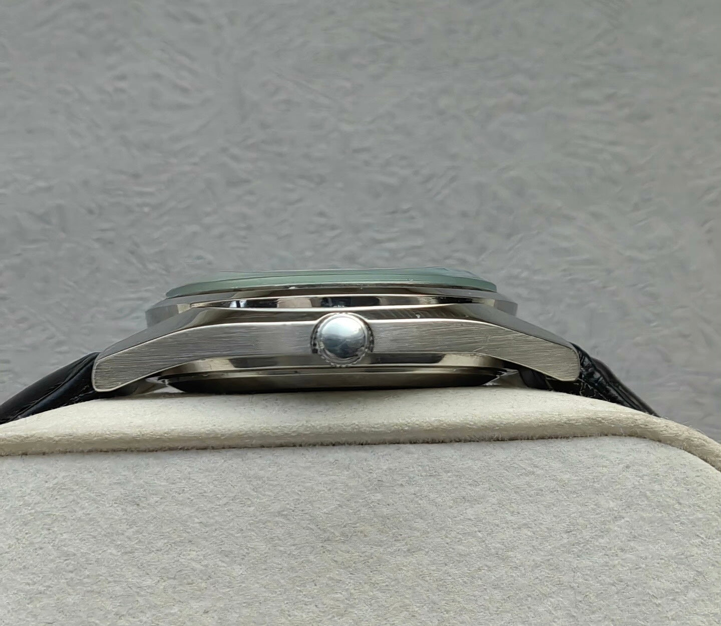 Seiko Lord Matic Automatic Watch Day Date Cal. 5606 38mm Rare Vintage 489-1000