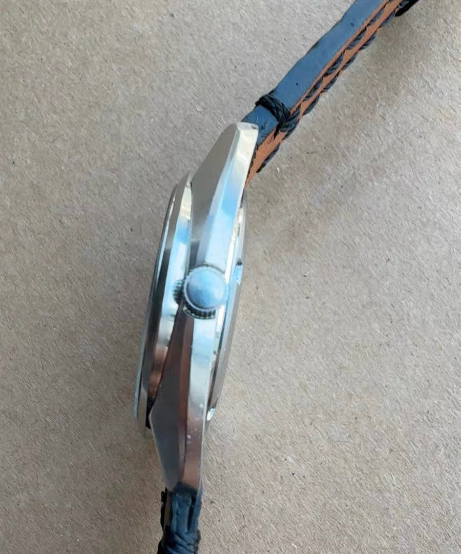 Seiko Lord Matic Vintage Automatic Watch 5606A Day Date Blue Sunburst Dial 25 Jewels 36.5mm 469-0520