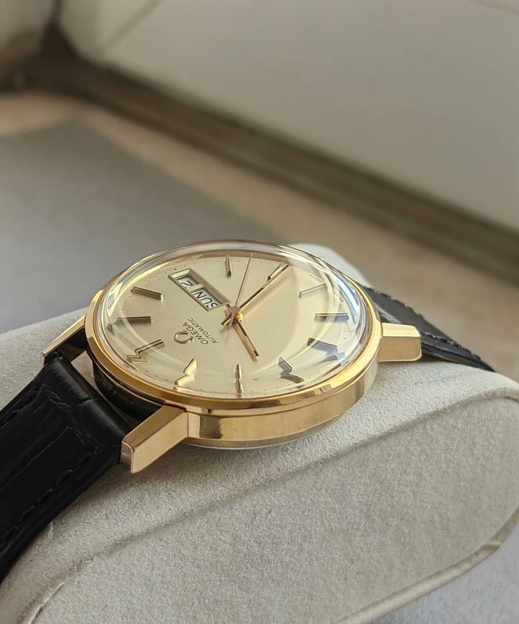 Swiss Made Omega Seamaster 1022 Day Date Automatic Watch 23 Jewels 37.5MM 530-3400