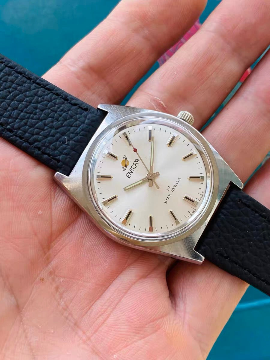 Enicar Swiss Vintage Manual-Winding Watch Cal. 160 17 Jewels 36.3mm 1960s 521-0160