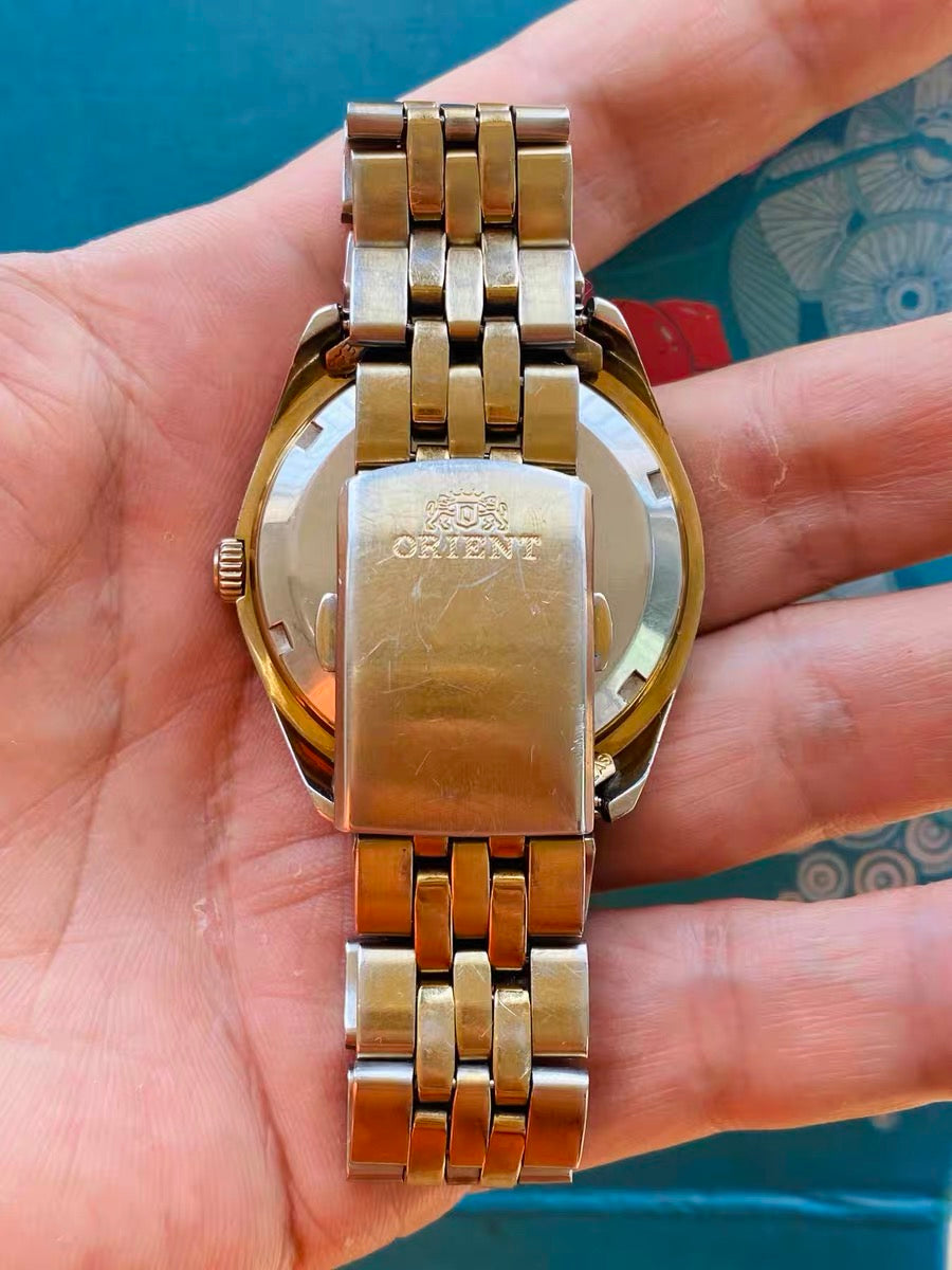 Orient Vintage Automatic Watch 46943 Day Date 21 Jewels 39mm 1990s 522-0098