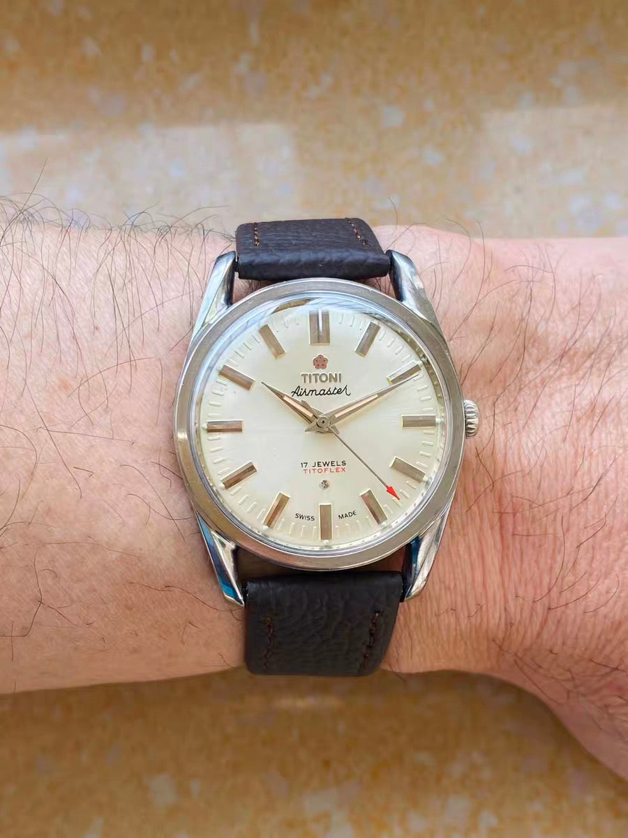 Titoni Titoflex Swiss Vintage Manual-Winding Watch ETA2750 17 Jewels 34.5mm 542-0248