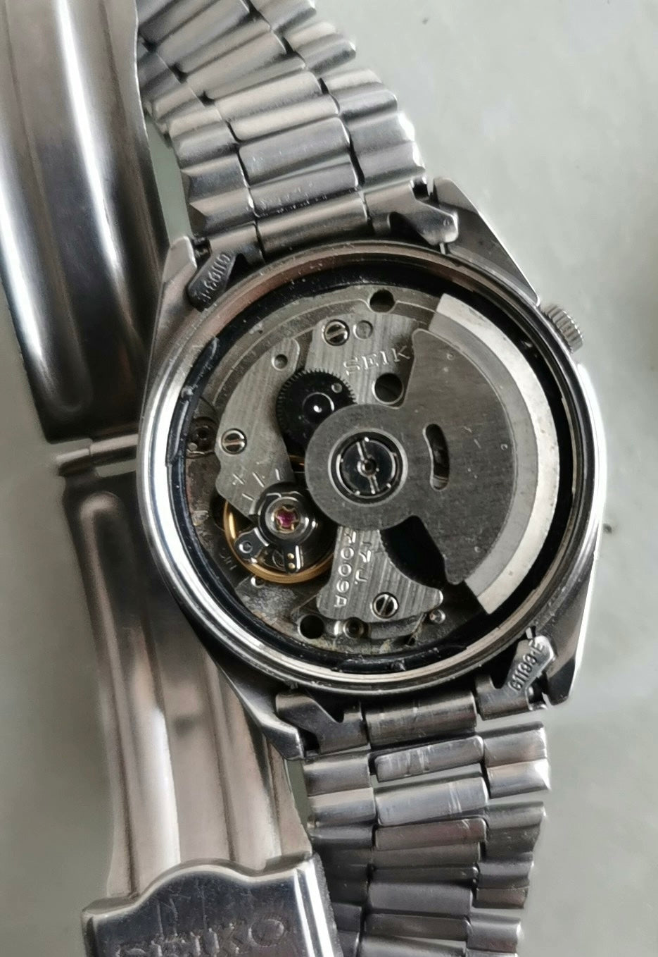 Seiko Automatic Day Date Vintage Watch 7009 Movement 23 Jewels 34.5mm 544-0180