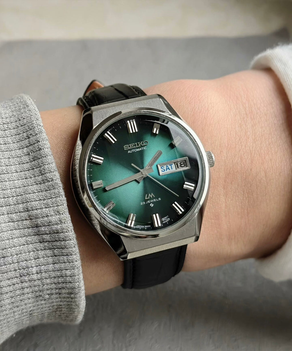 Seiko LM Vintage Automatic Watch 5606 Day Date Green Sunburst Dial 23 Jewels 36.5mm 547-0780