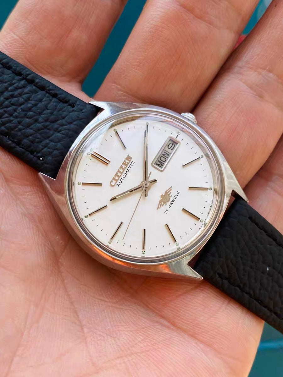 Citizen Vintage Automatic Watch 8200 Day Date 21 Jewels 36mm 552-0138
