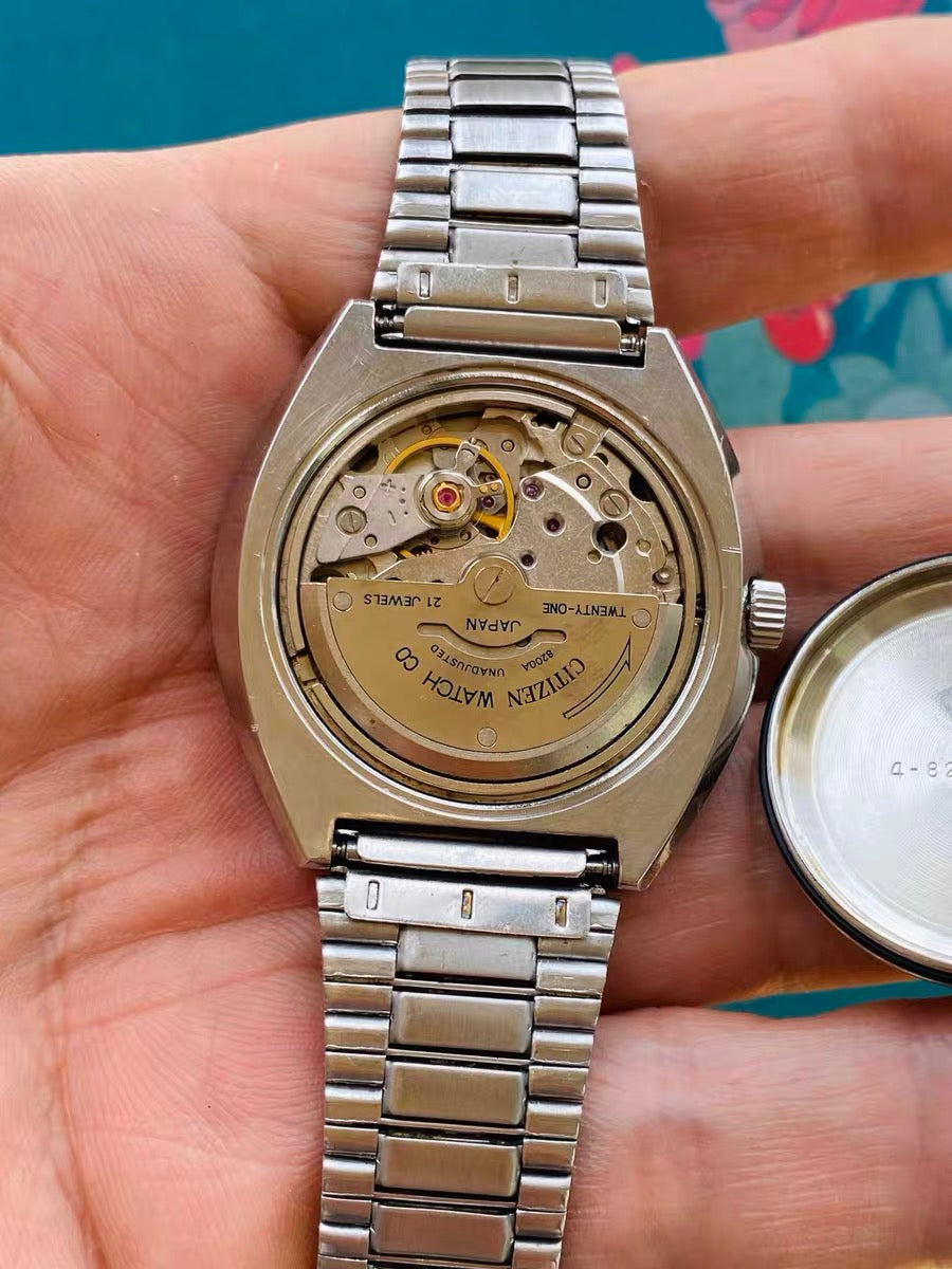 Citizen Vintage Automatic Watch 8200 Day Date 21 Jewels 37.4mm 1980s 560-0128