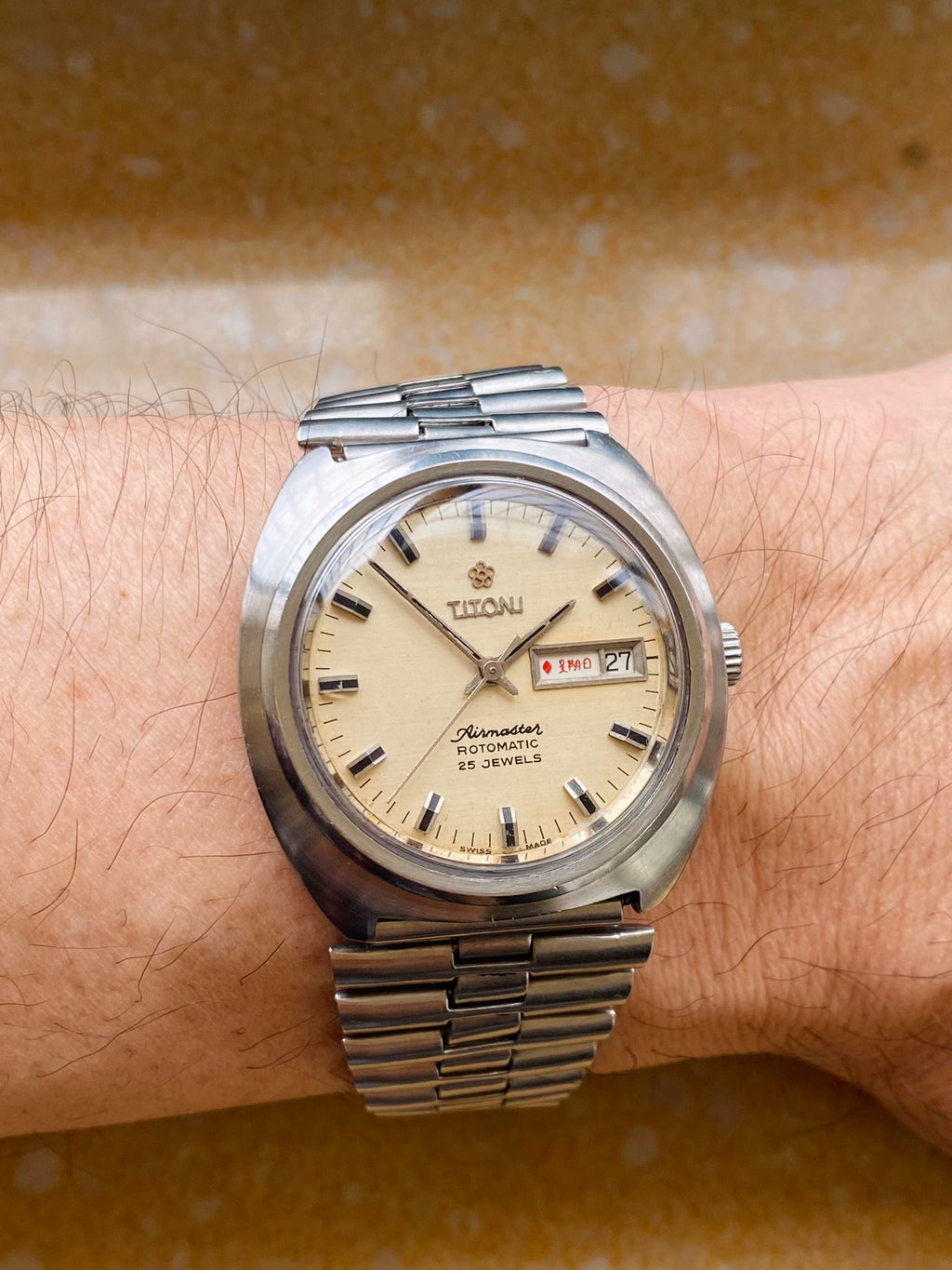 Titoni Swiss Airmaster Rotomatic Automatic Watch Day Date ETA789 1970s 37.5mm Vintage 566-0318