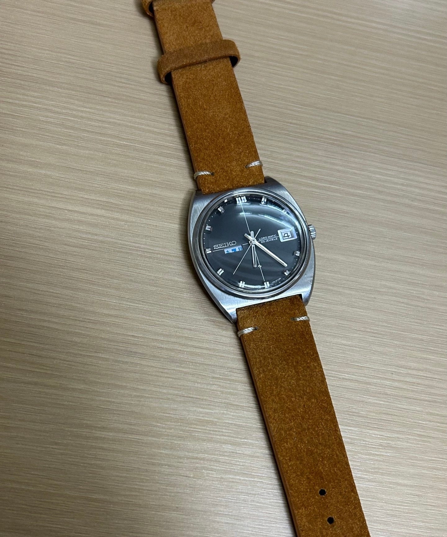 Vintage Men's Seiko Lord Matic LM 5606-7050 Automatic Watch Day Date Rare 9 O'clock Day Window 35.5mm +3s/day 575-0680