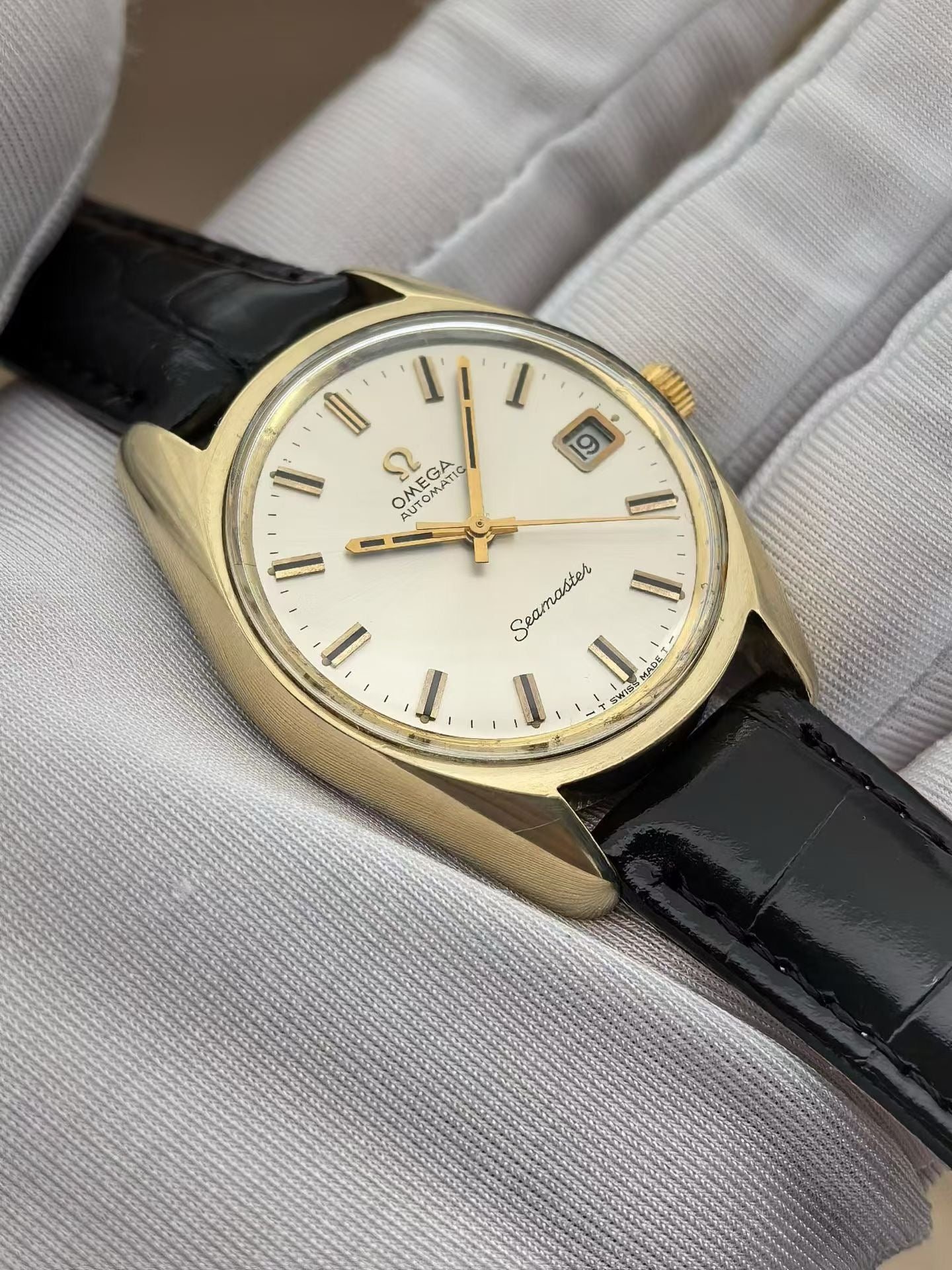 Swiss Vintage Omega Seamaster Automatic Men's Watch Cal. 565 Date 24 Jewels 35.5mm 614-4800