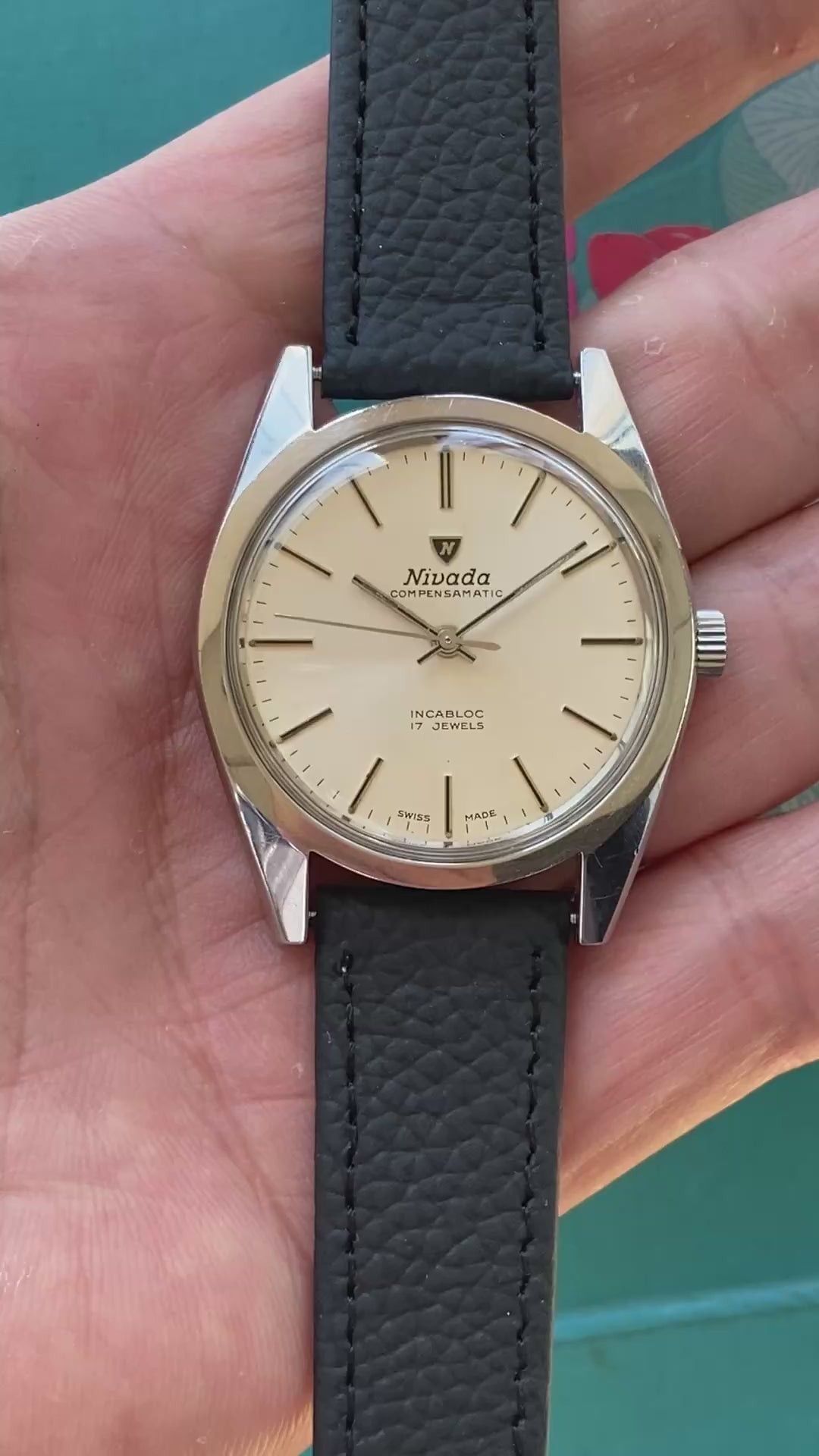 Swiss Nivada Compensamatic Incabloc Manual Wind Men's Vintage Watch ETA 2750 17 Jewels 36mm 582-0230