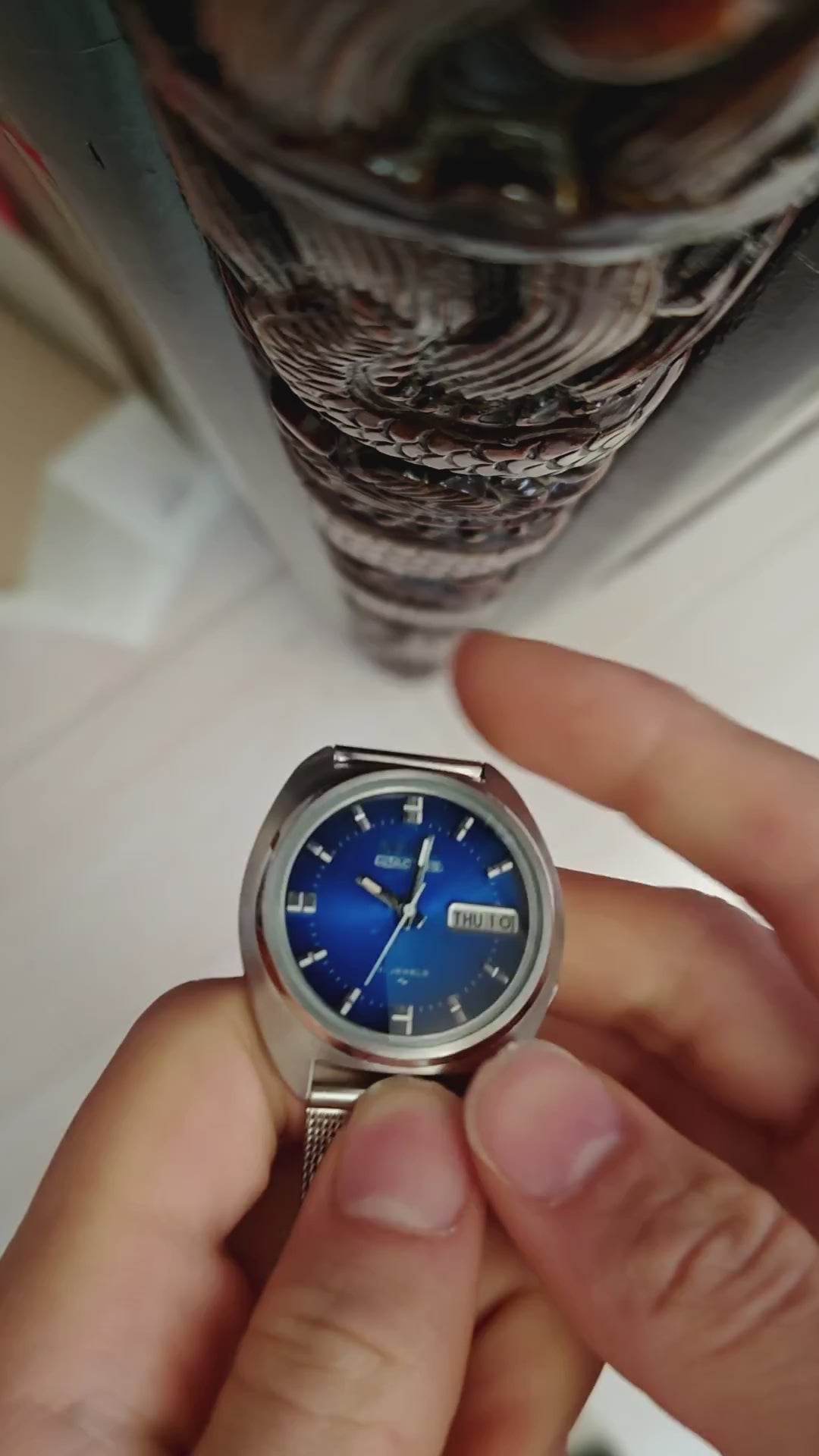 Seiko 5 Actus 7019 Automatic Watch Day Date Tanzanite Blue Gradient Dial 37x40.5mm Magic Lever Vintage 571-0600