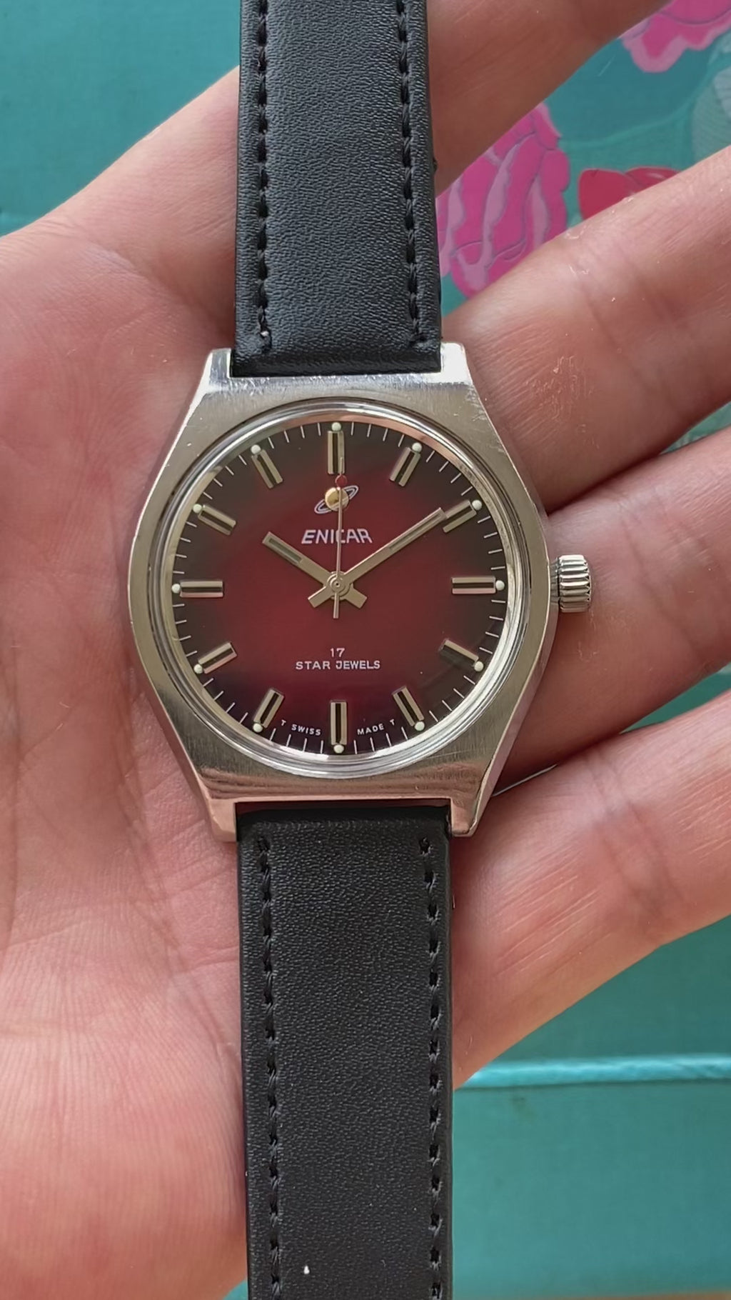 Swiss Enicar Vintage Manual Wind Men's Watch AR160 17 Star Jewels 37.8mm 1960s Gradient Red Dial 620-0250